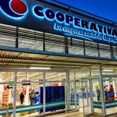 La Coope abre su segundo supermercado en Plottier