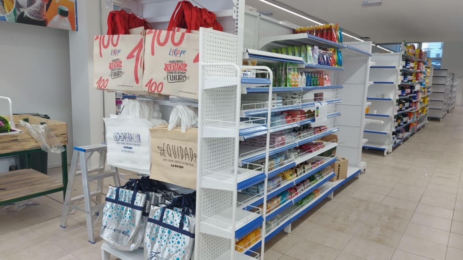 Foto armado sucursal 21