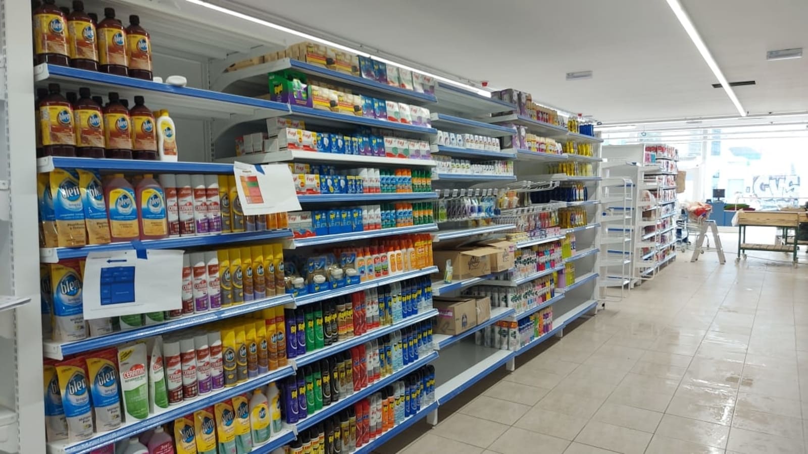 Foto armado sucursal 22