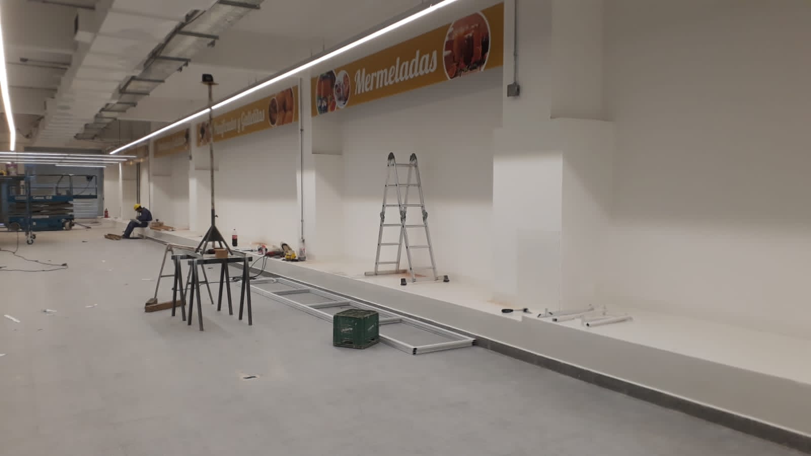 Foto armado sucursal 6