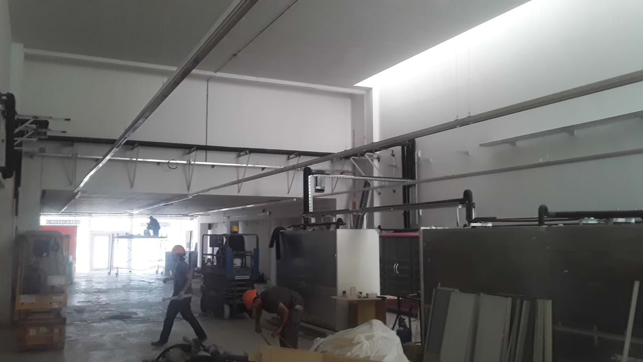 Foto armado sucursal 8