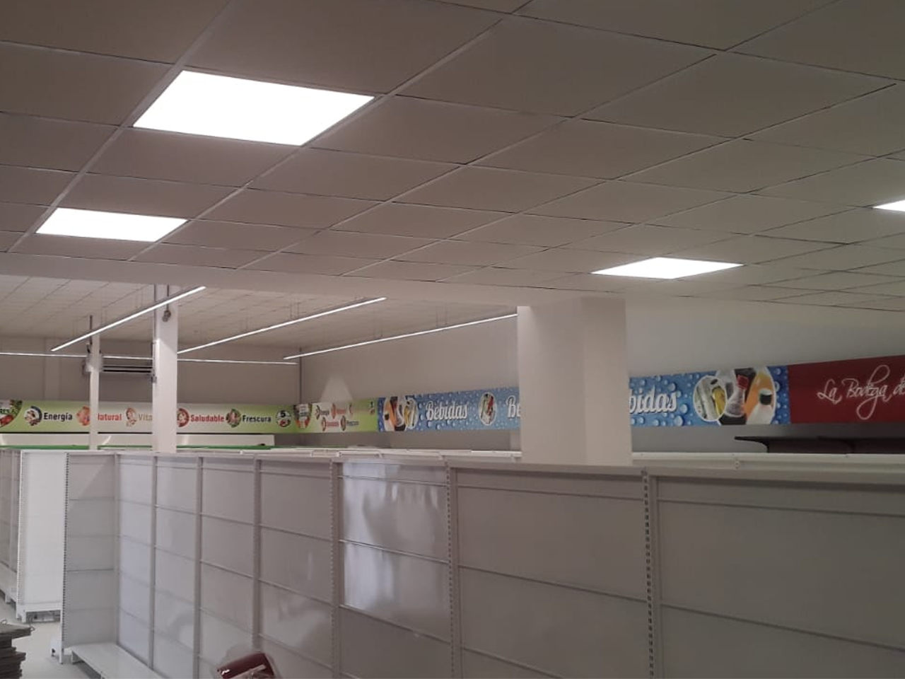 Foto armado sucursal 1