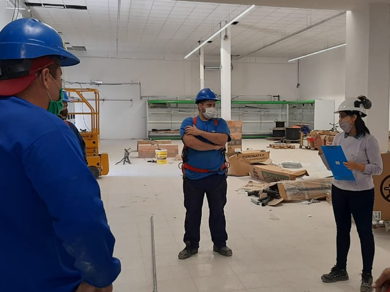 Foto armado sucursal 2