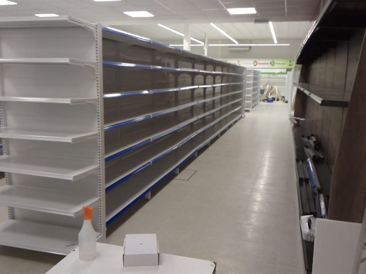 Foto armado sucursal 1